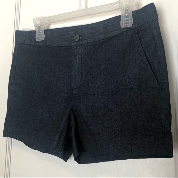 Banana Republic- Hampton Fit Shorts - Picture 2 of 9